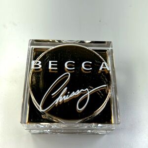 New Becca with Chrissy Confectionary Glow Powder - Cinnamon Sugar